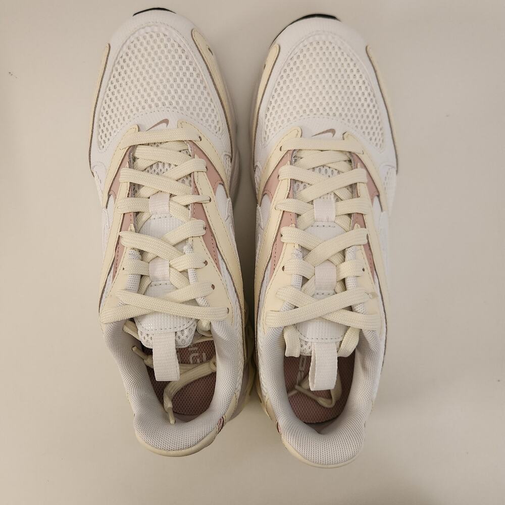 Nike W Zoom AIR FIRE CW3876 103 Size 9.5, Coconut Milk/Summit White - Picture 6 of 10